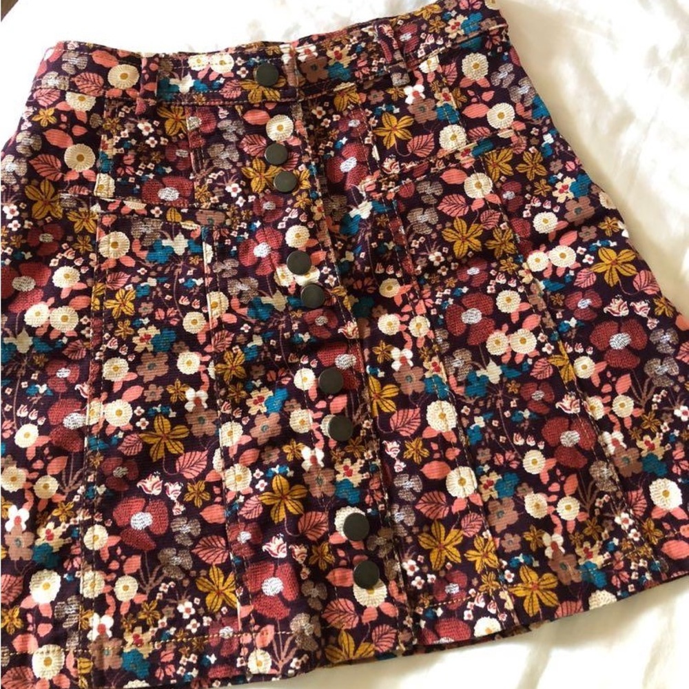 Zara Floral Corduroy Button Skirt, Women's Fashion